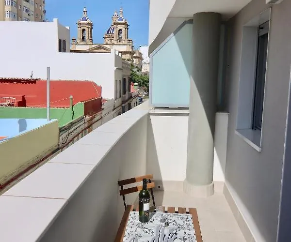 San Leonardo Playa カディス